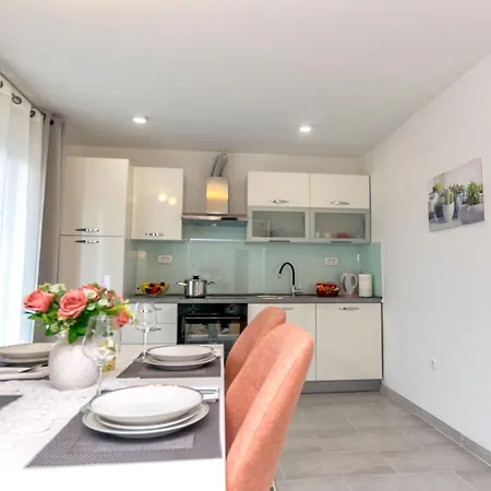 Kati Apartment